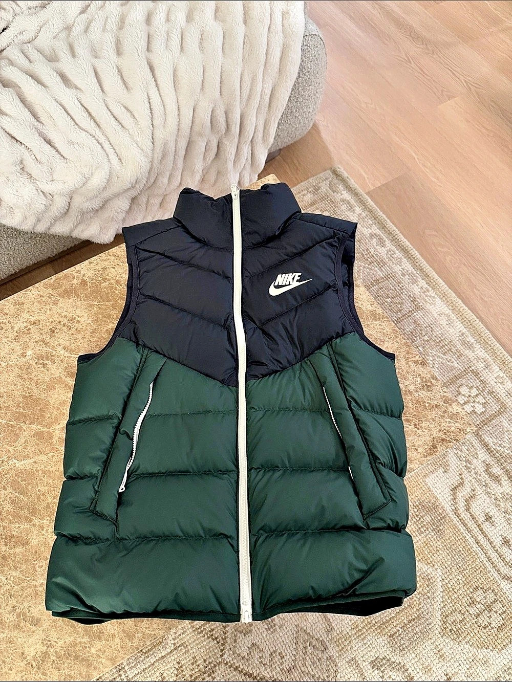 Nike Sportswear Club Men's Therma-FIT Down Puffer Vest Therma-FIT Down Puffer